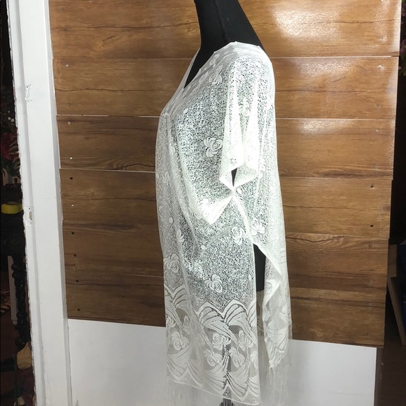 Beautiful crochet swimwear cover up for women - Picture 3 of 10